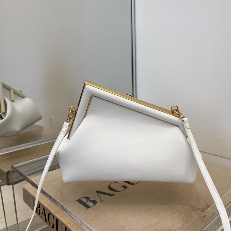 Fendi Clutches Shoulder Bag 8BP129 white